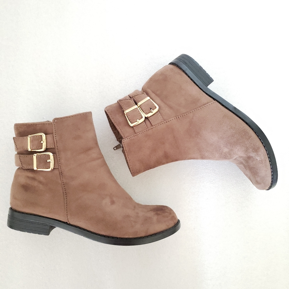 Lucita Suede Ankle Booties Size 7